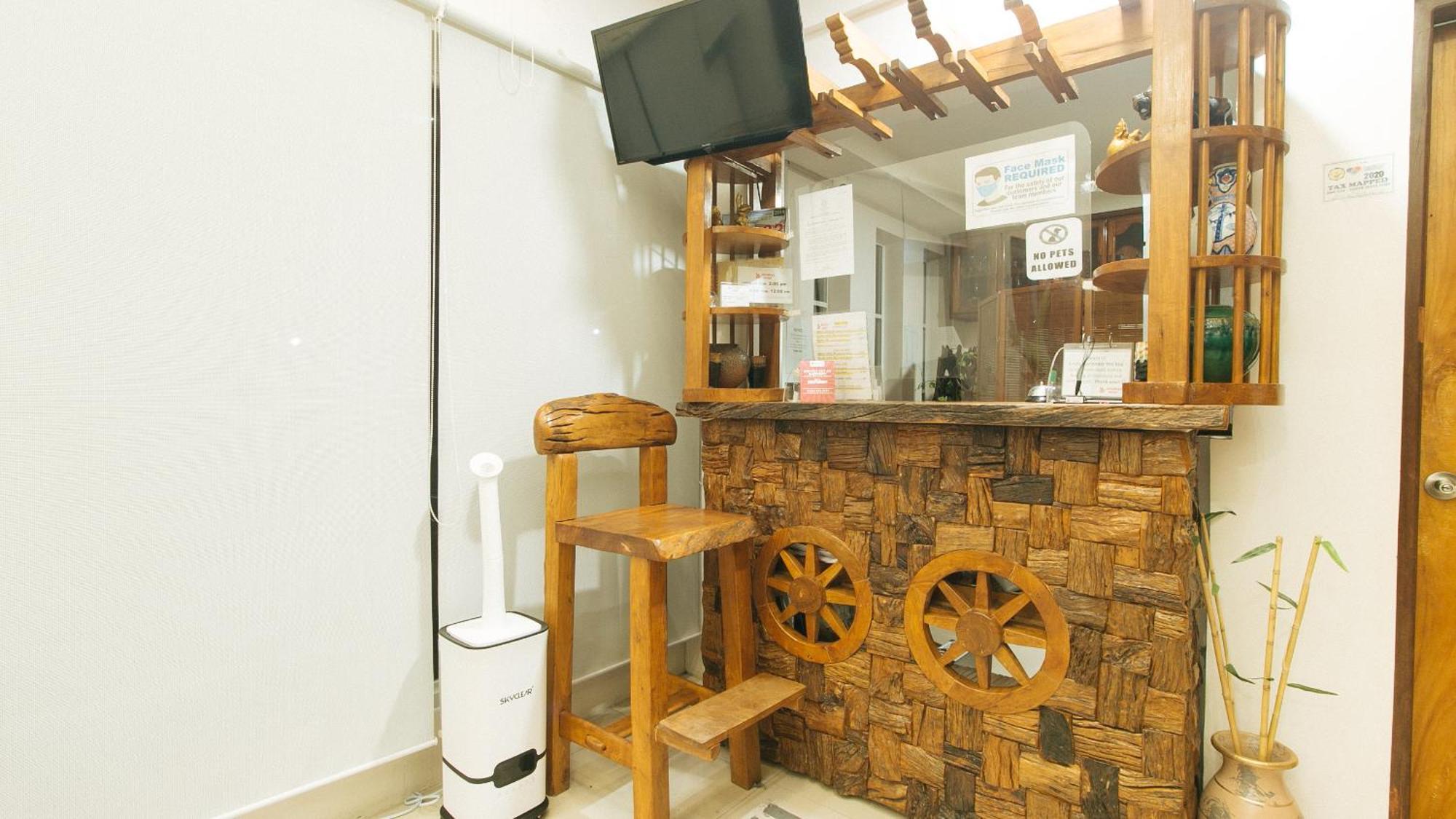 Reddoorz Plus @ Jollydays Hotel Nueva Ecija San Jose  Екстериор снимка