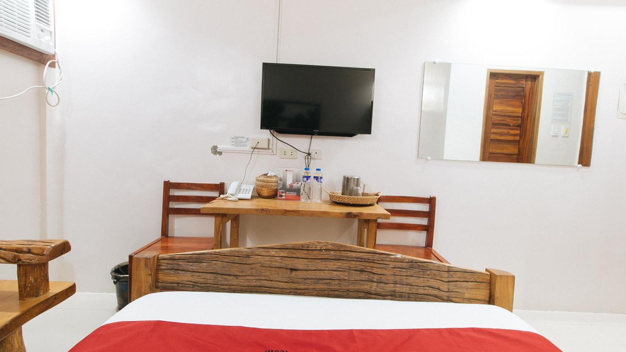 Reddoorz Plus @ Jollydays Hotel Nueva Ecija San Jose  Екстериор снимка